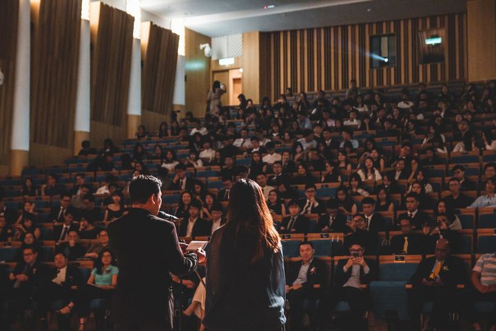 How anyone can become a great public speaker